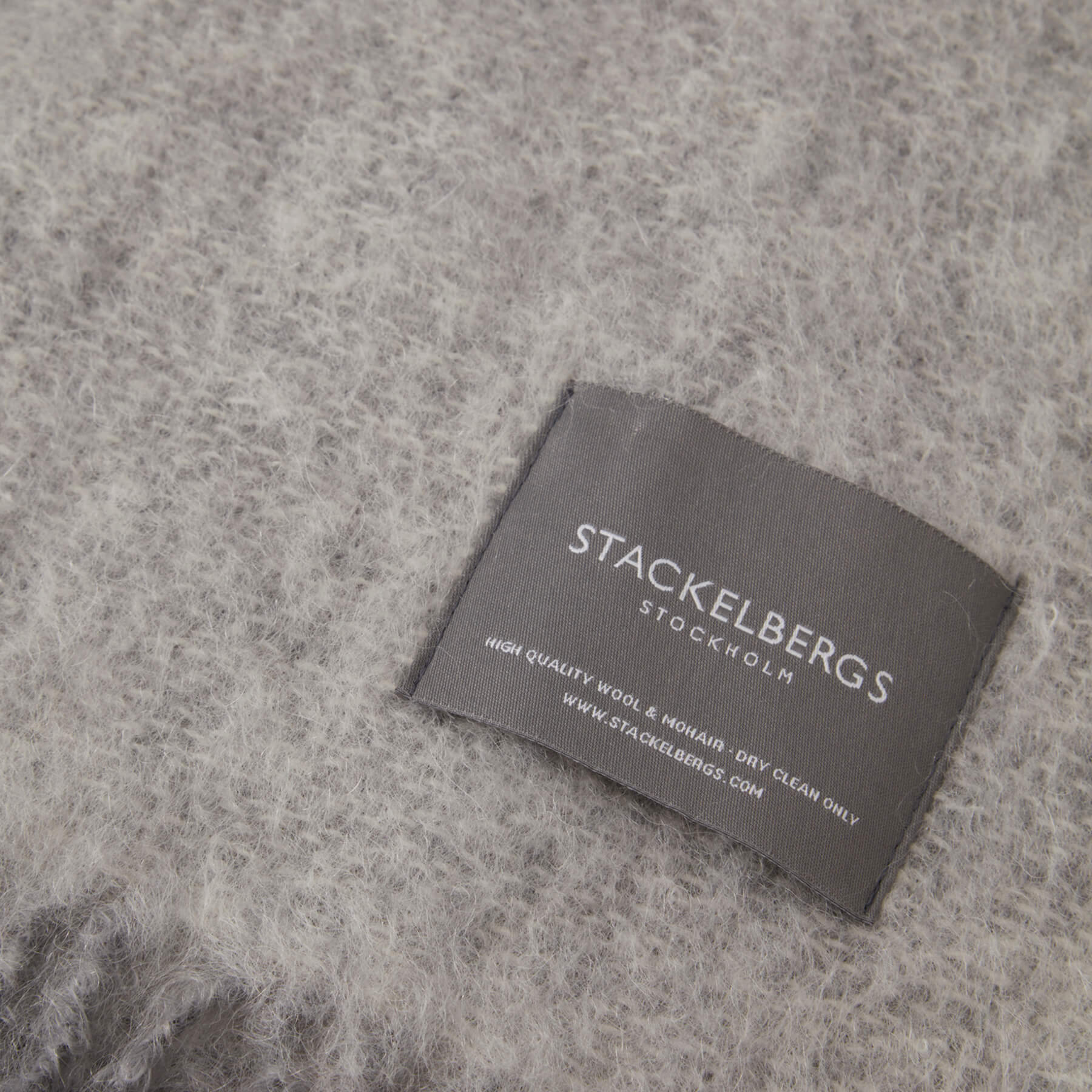 STACKELBERGS MOHAIRTEPPI WHITE & SKIFFER MELANGE