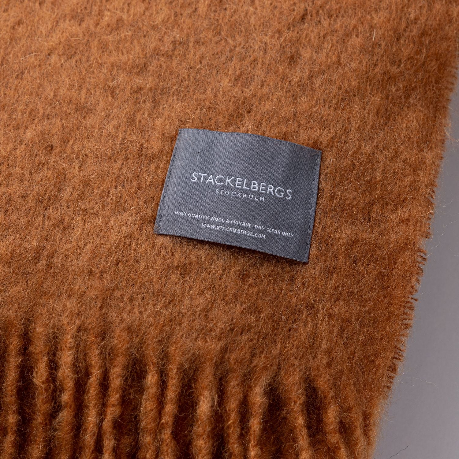 STACKELSBERG MOHAIR ULLARTEPPI RUSTY & TERRACOTTA