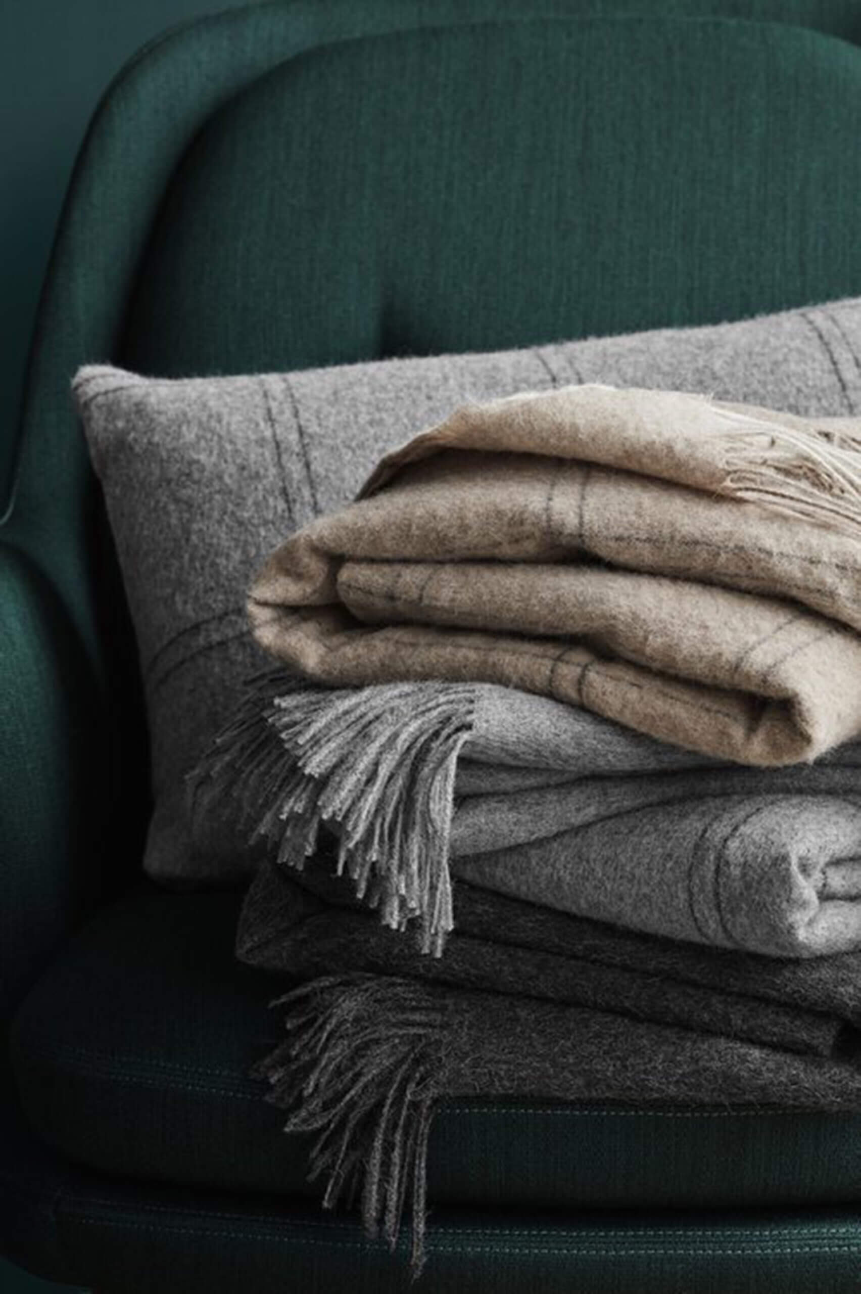 ELVANG LATITUDE TEPPI Í BEIGE MELANGE