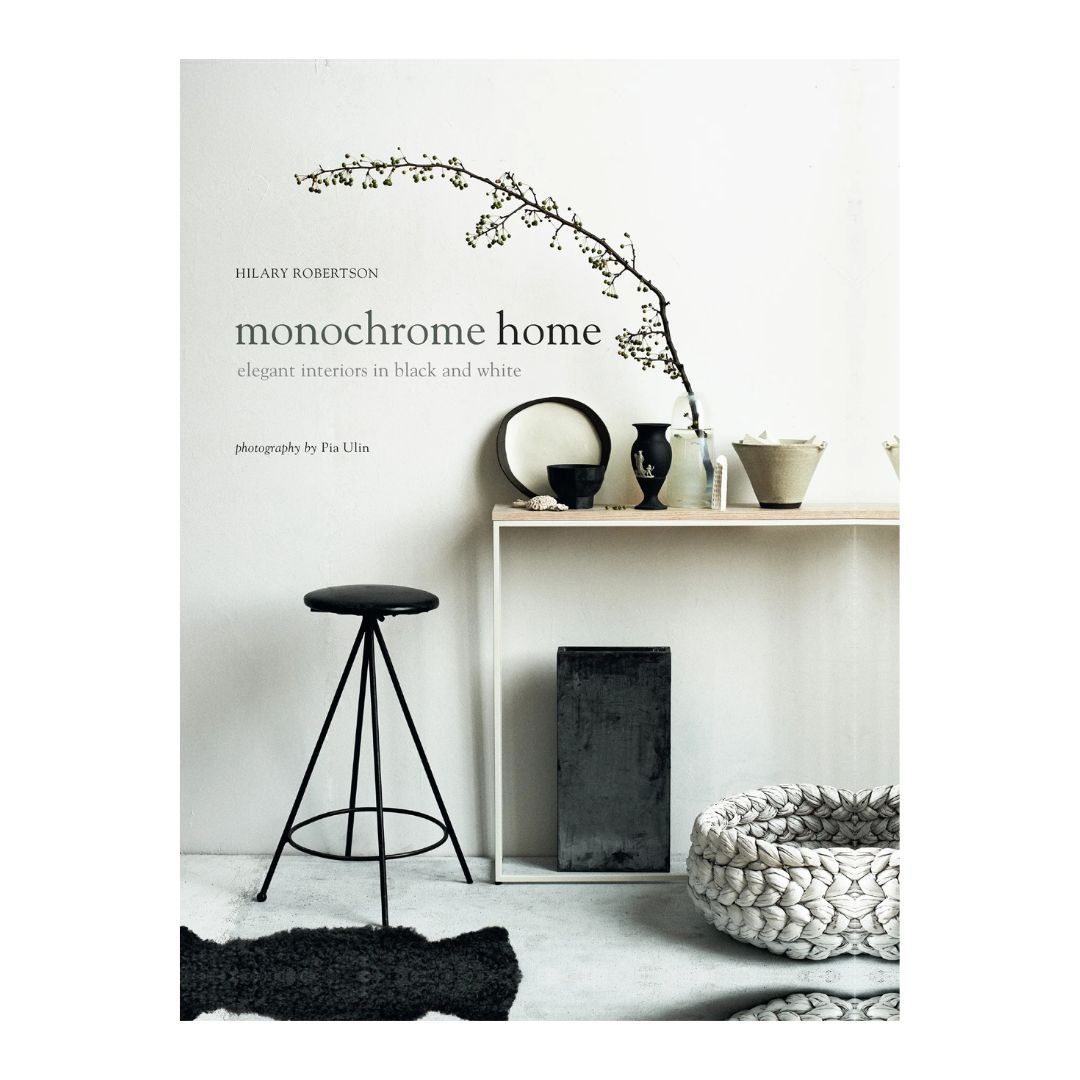 BÓK MONOCHROME HOME