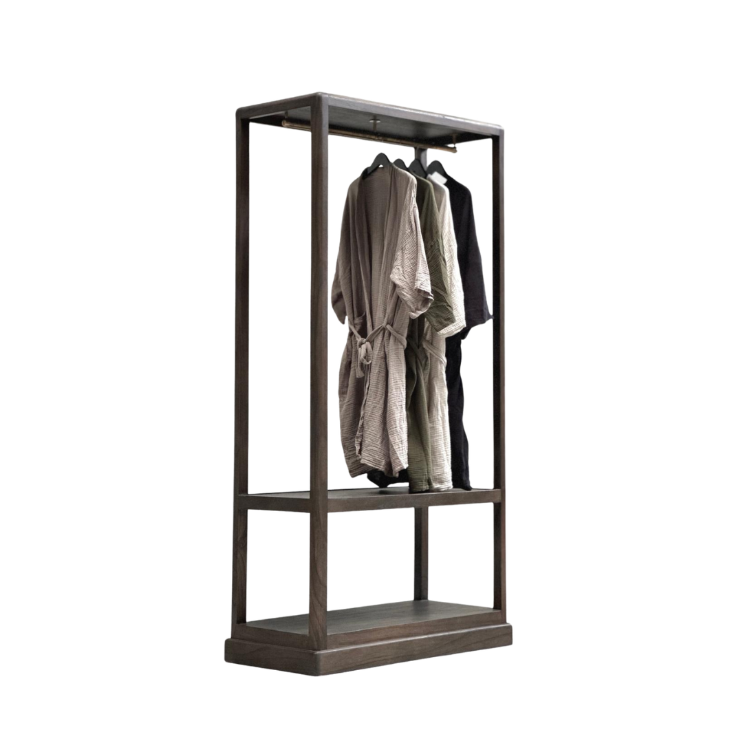 WARREN FATAHENGI SVART