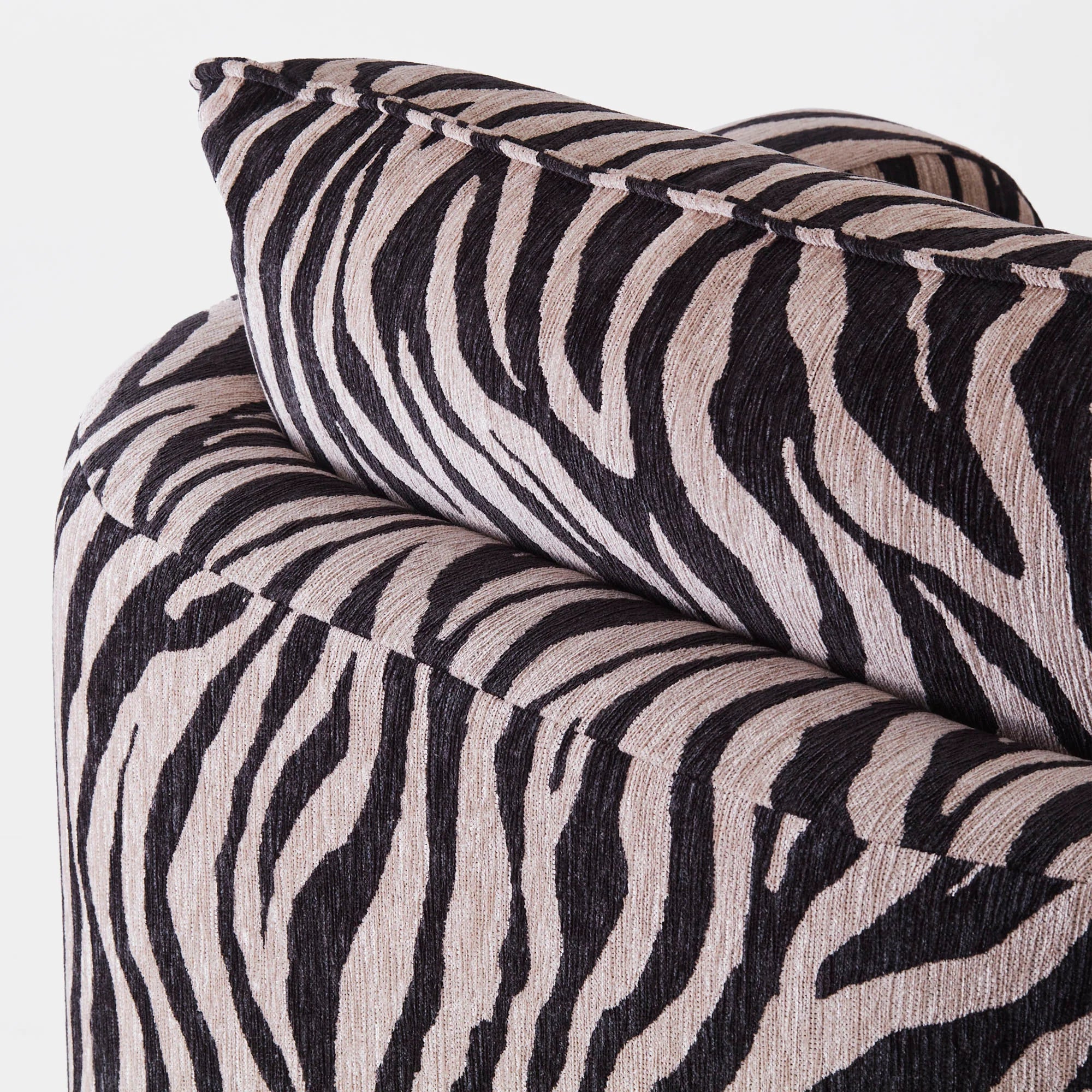 MILES ARMSTÓLL ÁKL. ZEBRA FÆTUR HNOTA