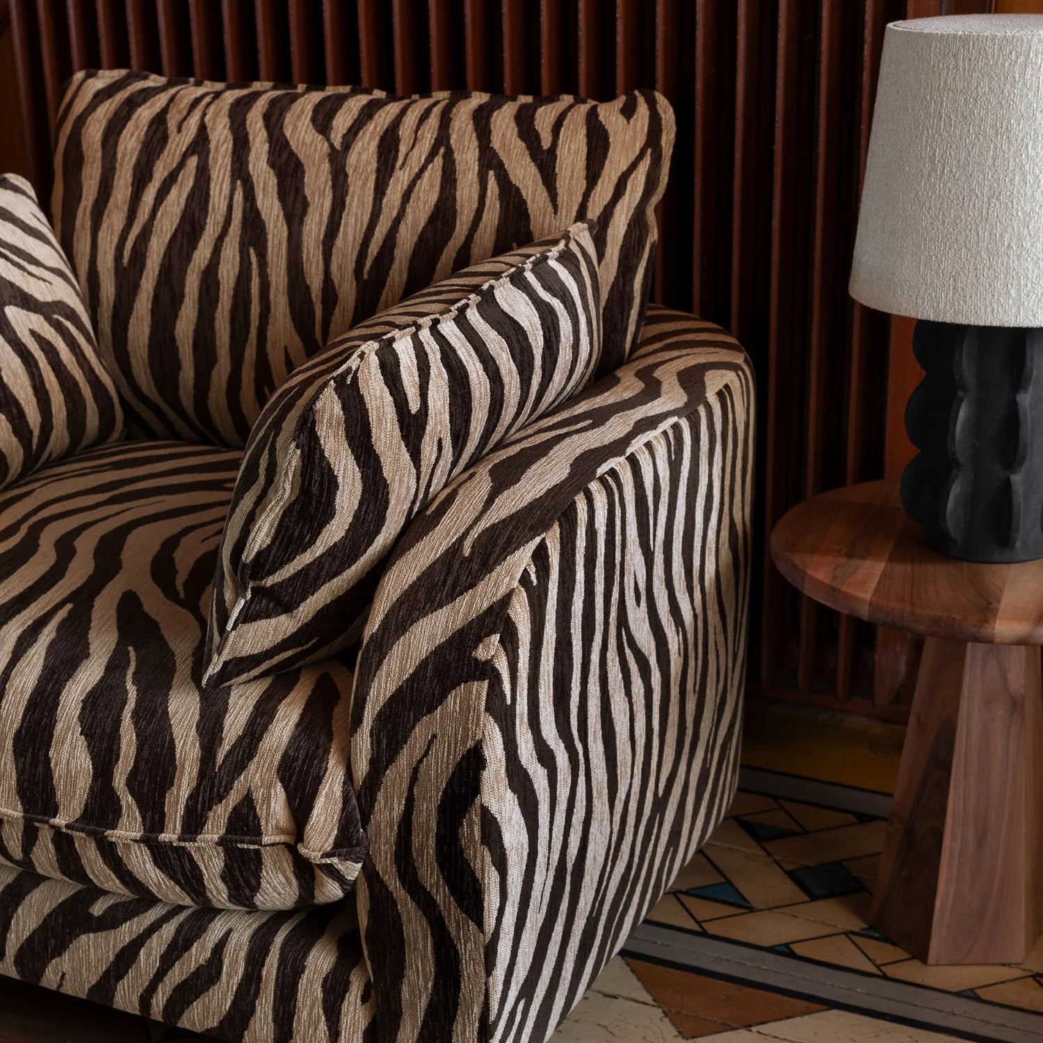 MILES ARMSTÓLL ÁKL. ZEBRA FÆTUR HNOTA