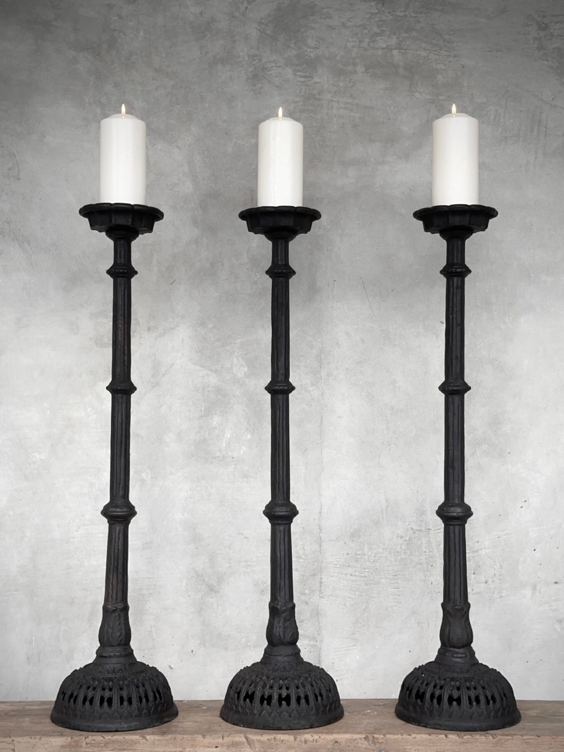 NURE DAME KERTASTJAKI