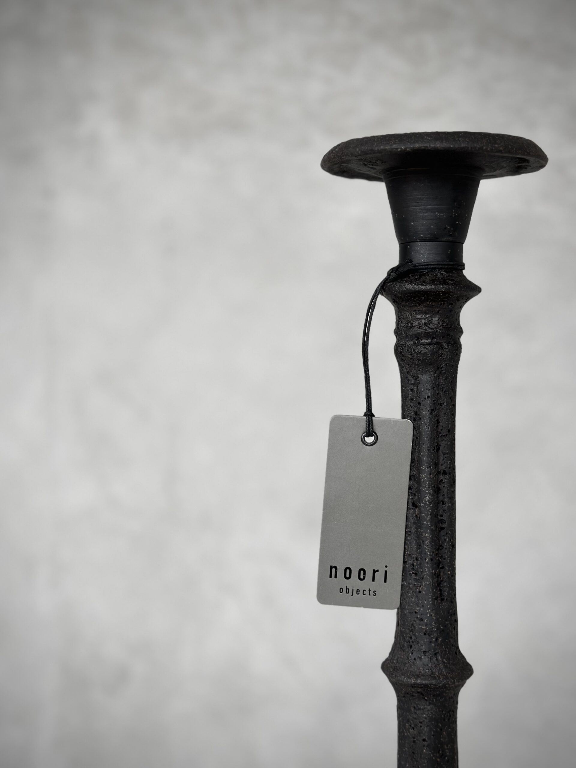 NOORI OBJECTS CHETAL KERTASTJAKI