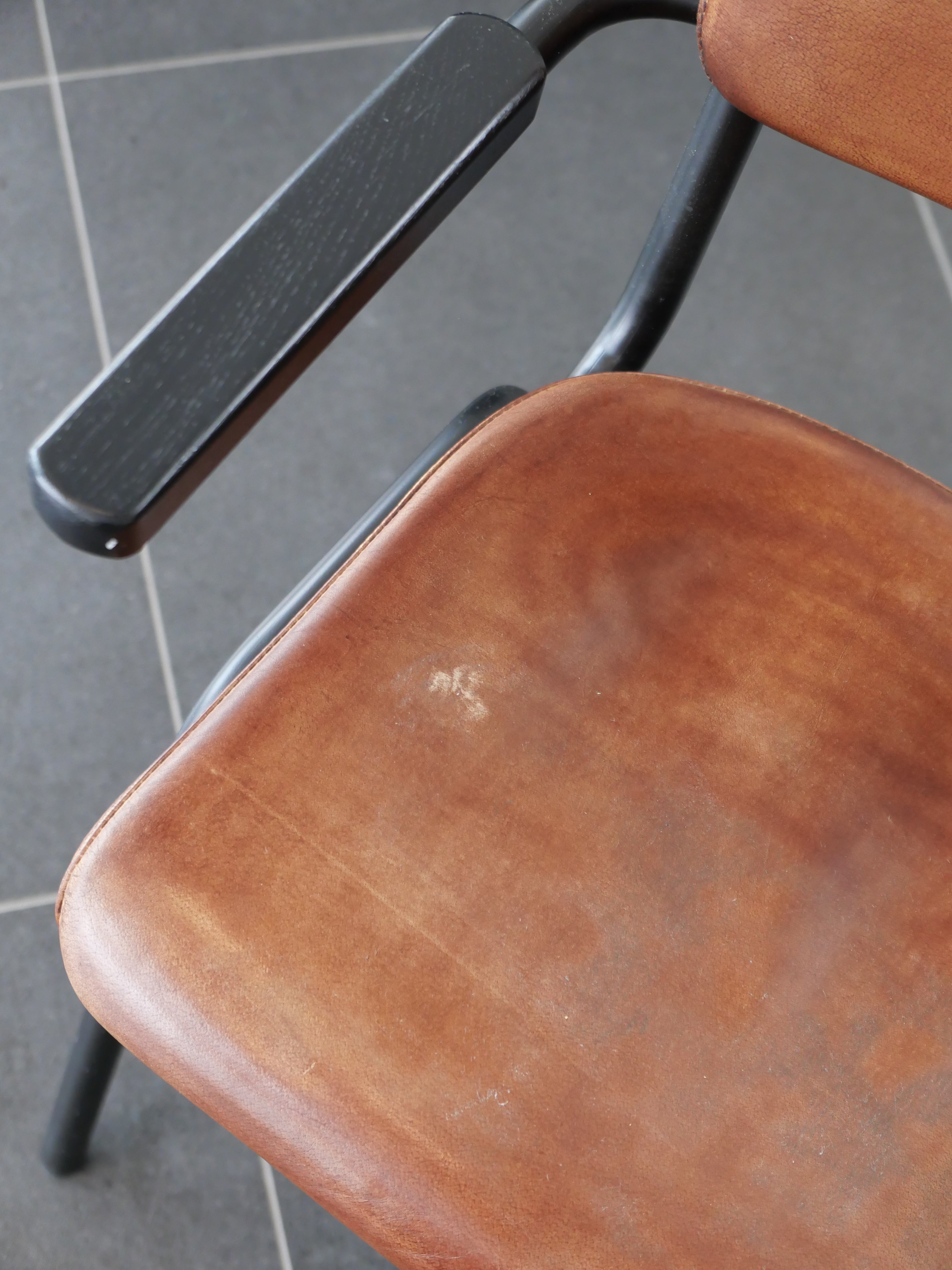 PURE SCHOOLCHAIR