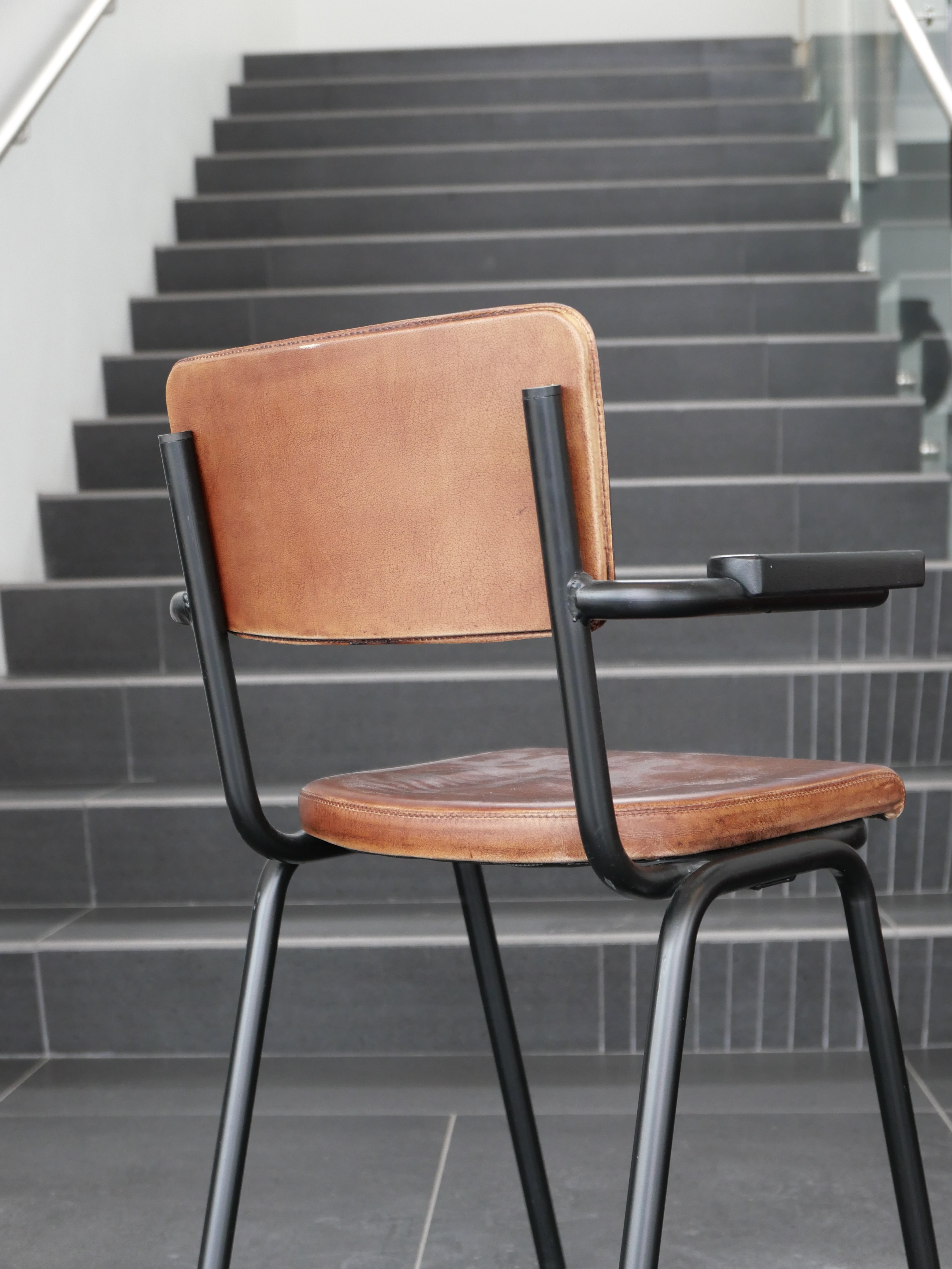 PURE SCHOOLCHAIR