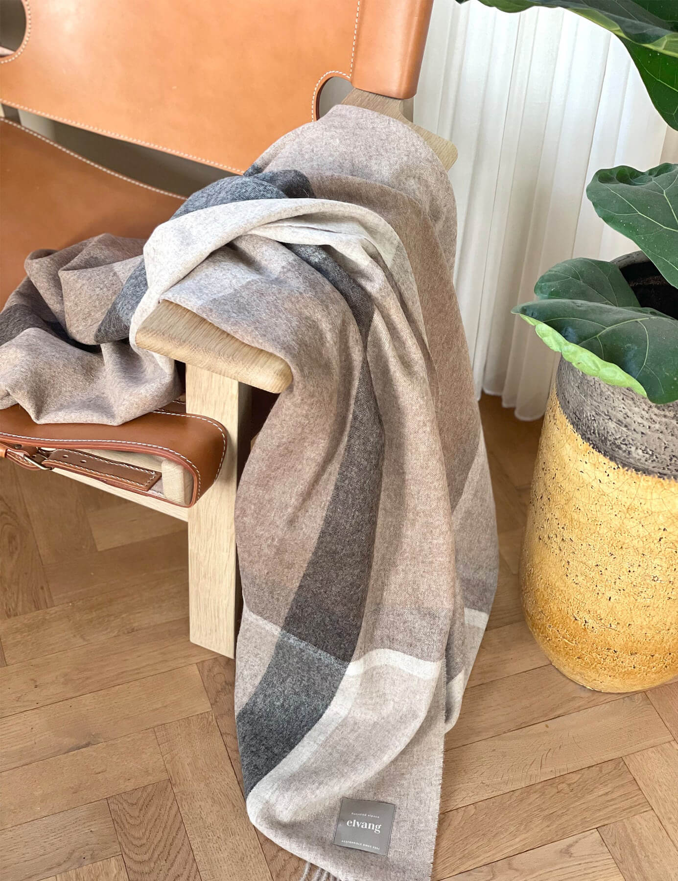 ELVANG MANHATTAN TEPPI BEIGE