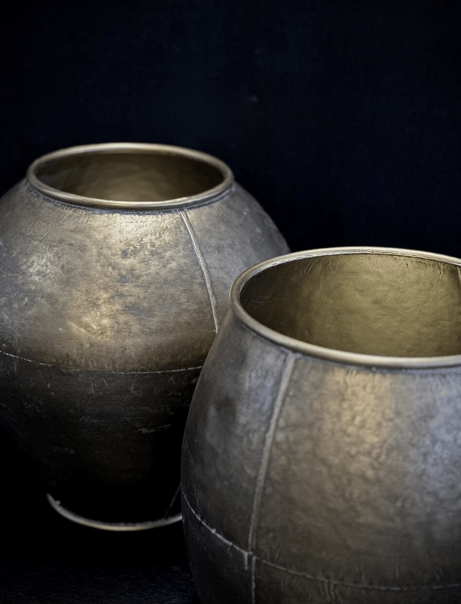 VASI PIERRE ANTIQUE GOLD