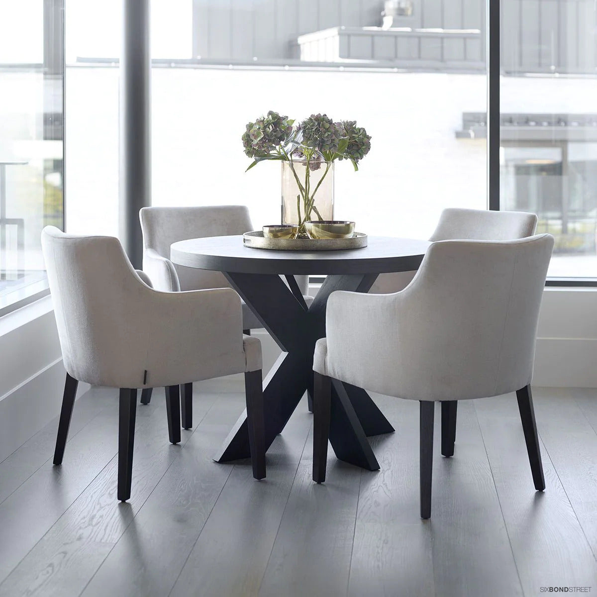 MILEO BORÐSTOFUBORÐ STÆKKANLEGT 150(250) CM