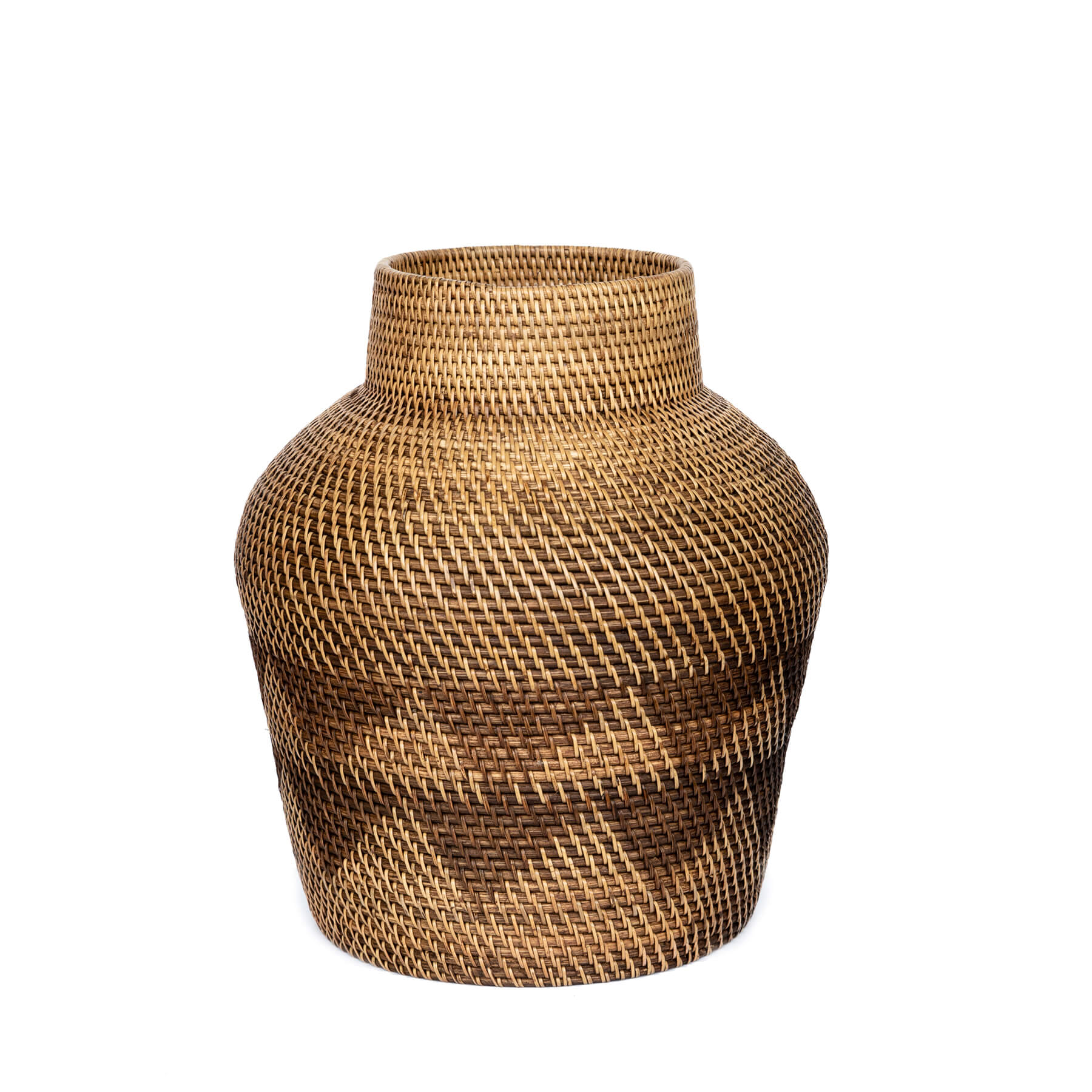 NOORI OBJECTS RATTAN KARFA PADANG BRÚN
