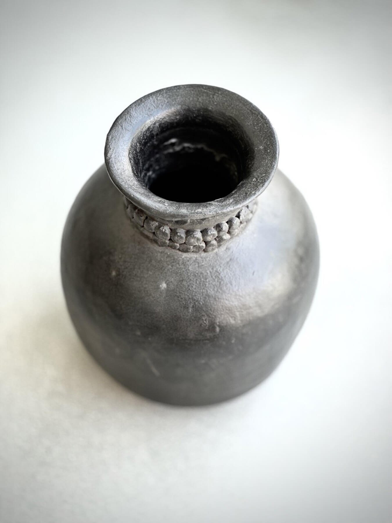 NOORI OBJECTS DEWI VASI SVARTUR Ø 22 x H 30 cm