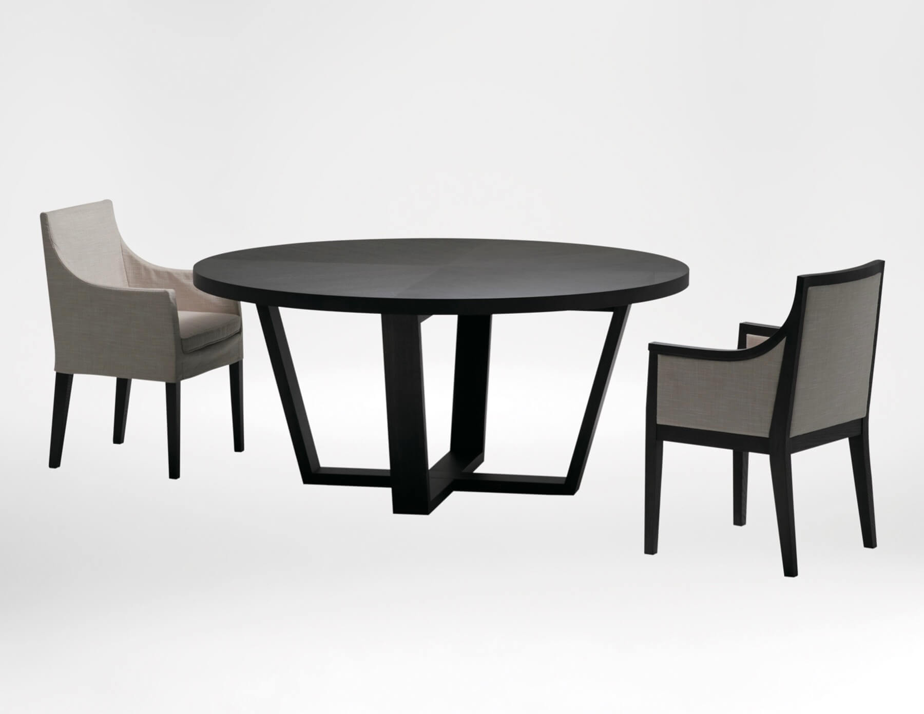 CAMERICH DOMO HRINGBORÐ Í SVARGRÁRRI EIK 135cm