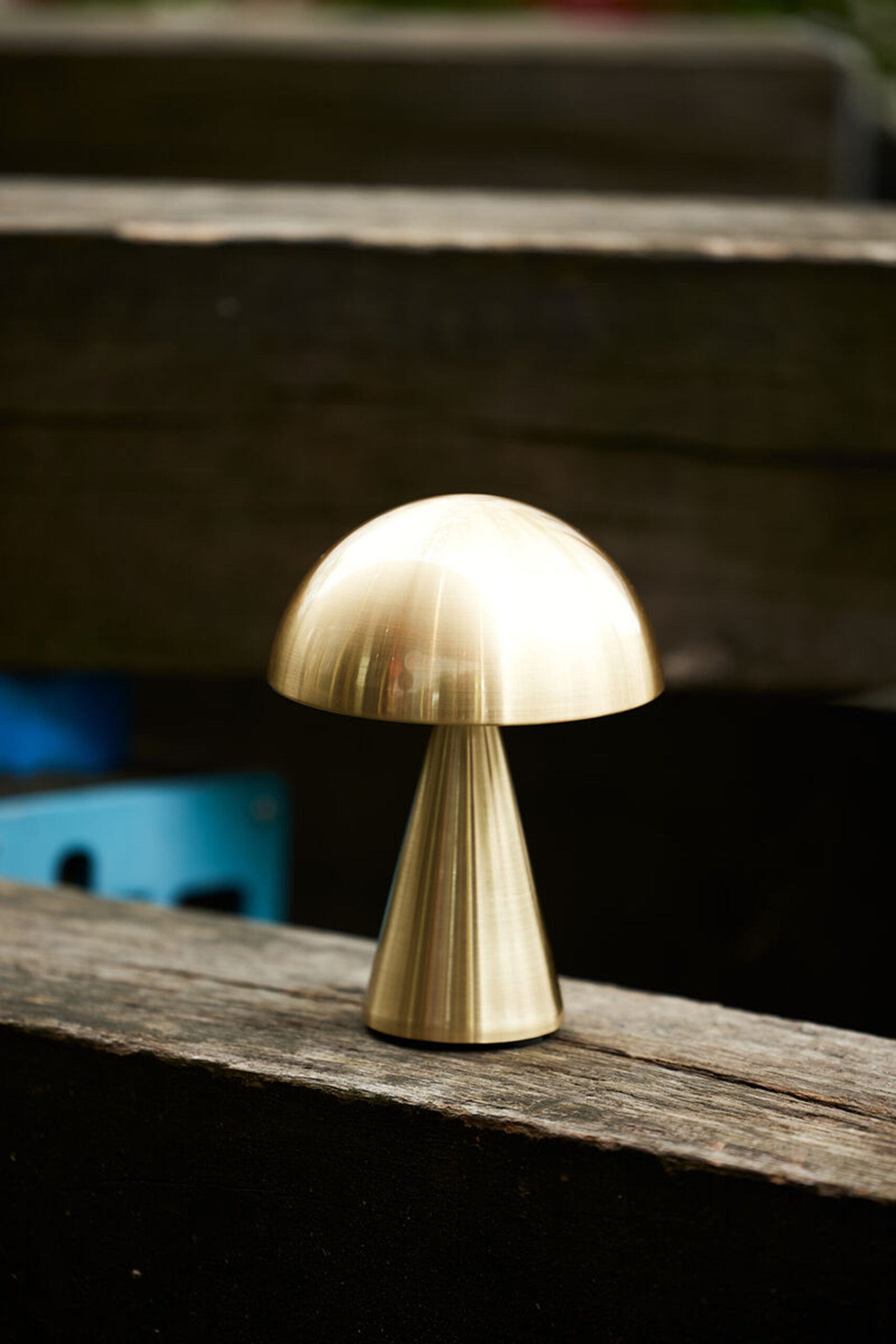 HÜBSCH HLEÐSLULAMPI MUSH PORTABLE BRASS