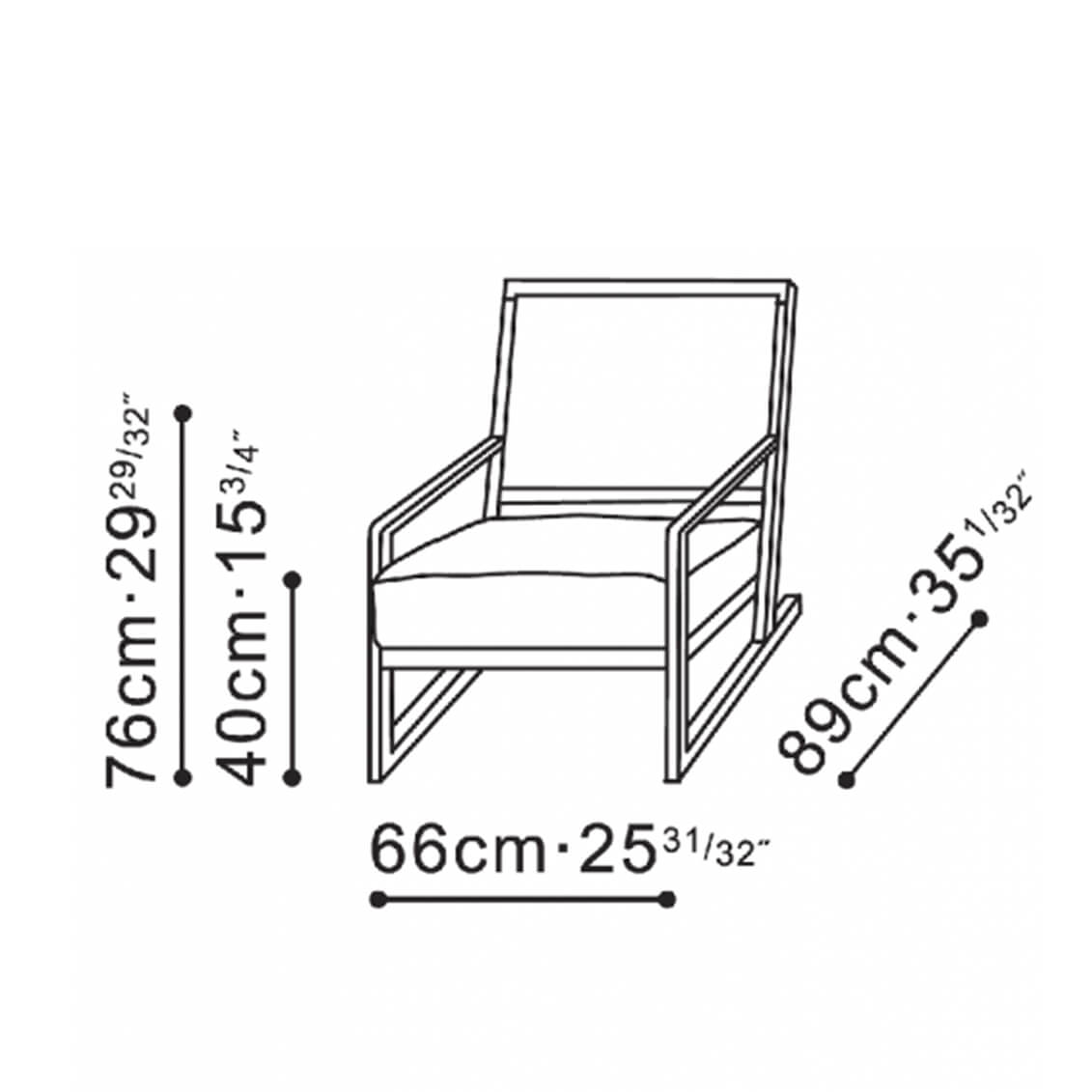 CAMERICH SIMON ARMSTÓLL Í ÁKLÆÐI